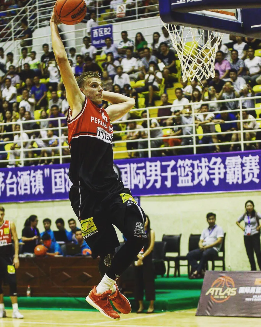 Young Yauhen Massalski with BC Lietuvos Rytas